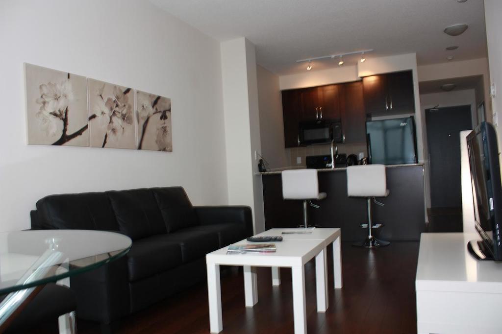 Accurate Plus Furnished Apartment- Brickstone Mews Mississauga Room photo